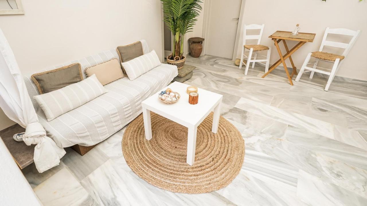 Traditional Dame Apartment Mesi  Ngoại thất bức ảnh